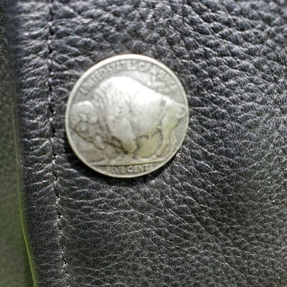 0742. NEW!!!! Genuine Leather Riding Vest in Black w/2 ~Concealed Carry Pockets - Picture 2 of 16